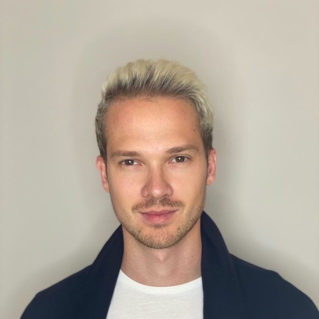 Serge, co-founder, business and production