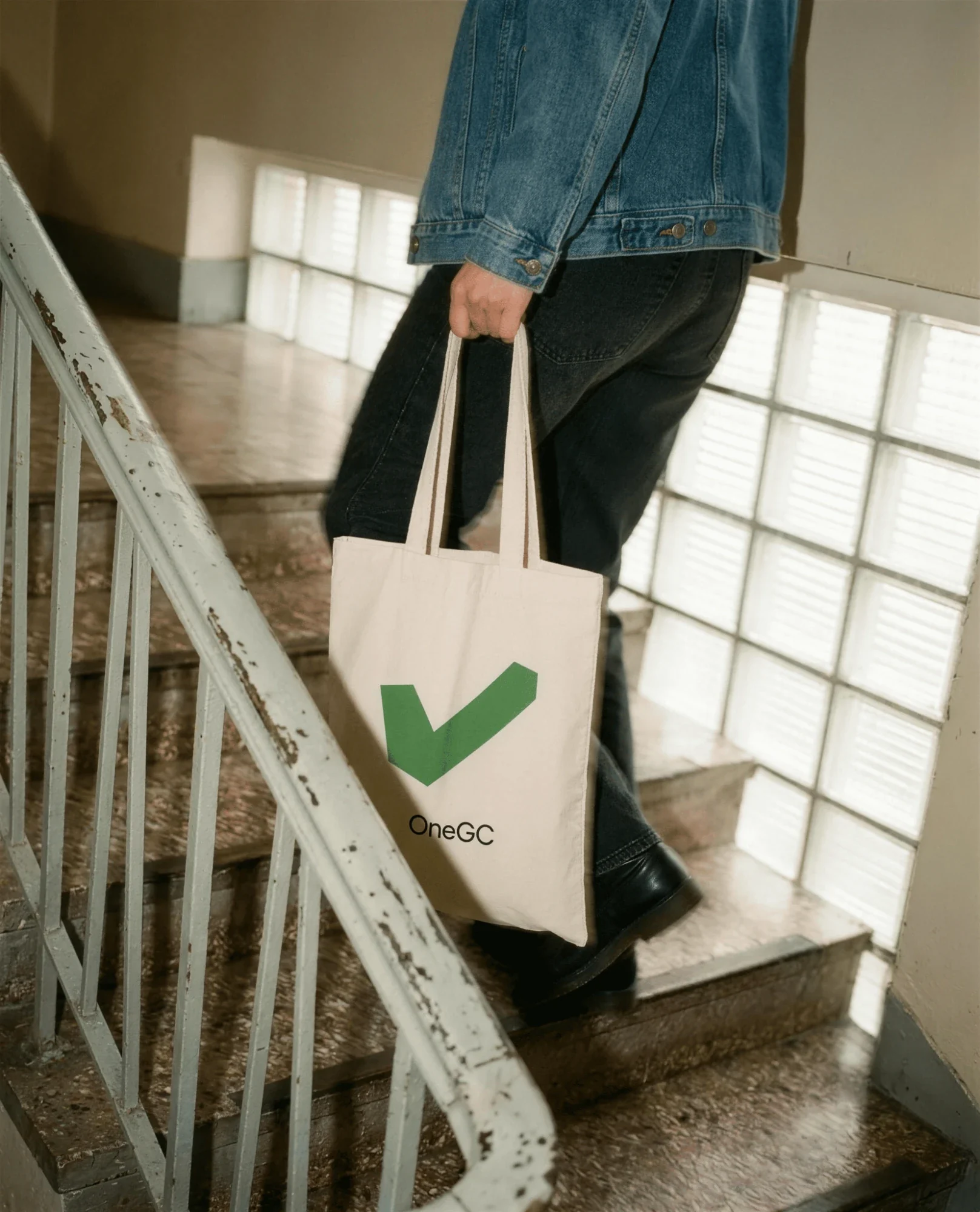 Canvas OneGC tote bag with the green check icon